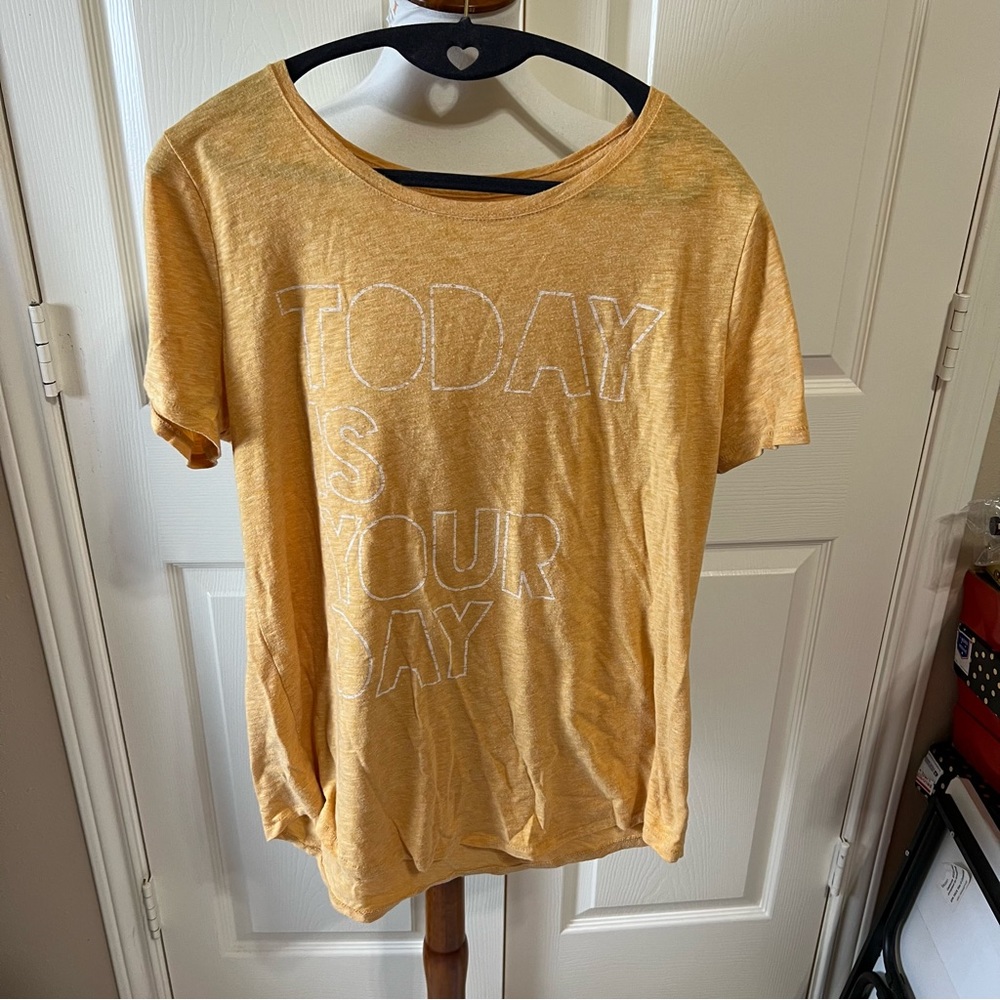 - $5 with bundle Sonoma yellow shirt